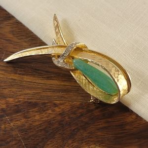 Gold Sweep Brooch with Jade Glass Accent